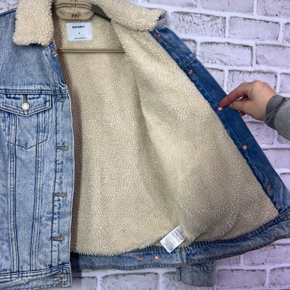 |•OLD NAVY•| Shearling Lined Denim Jean Jacket Size Small - Picture 4 of 10